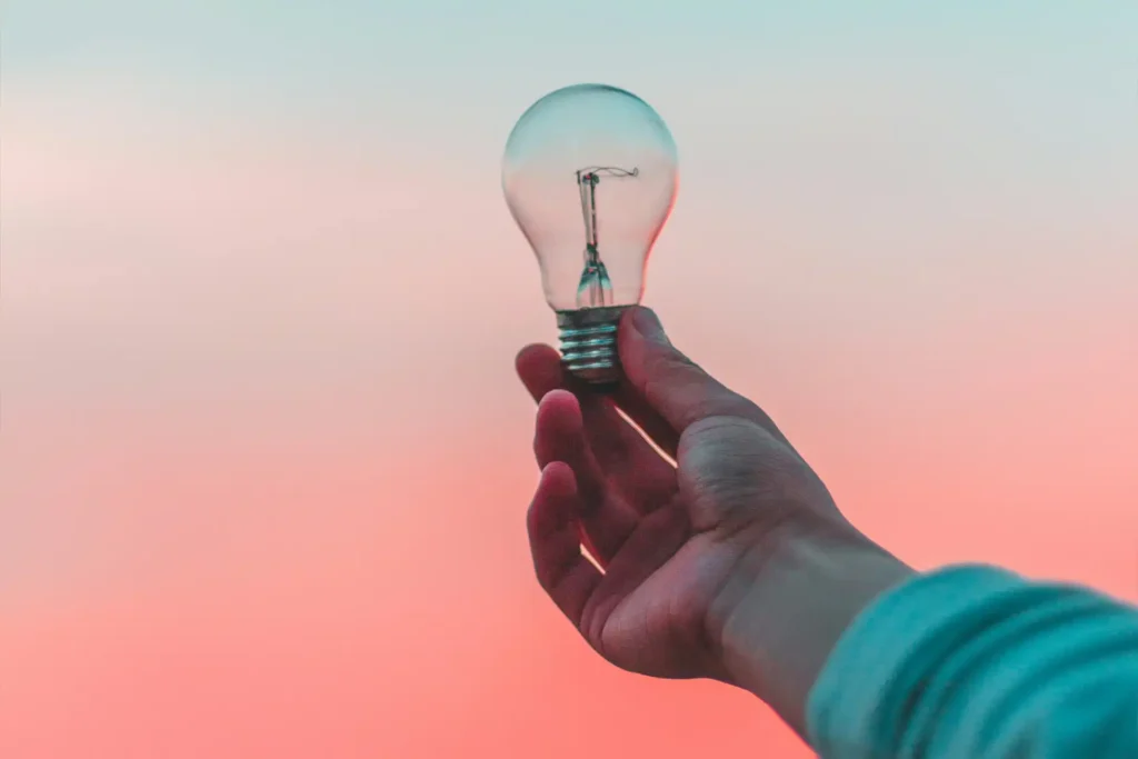 kontakta RoxNson Marketing för Expertrådgivning